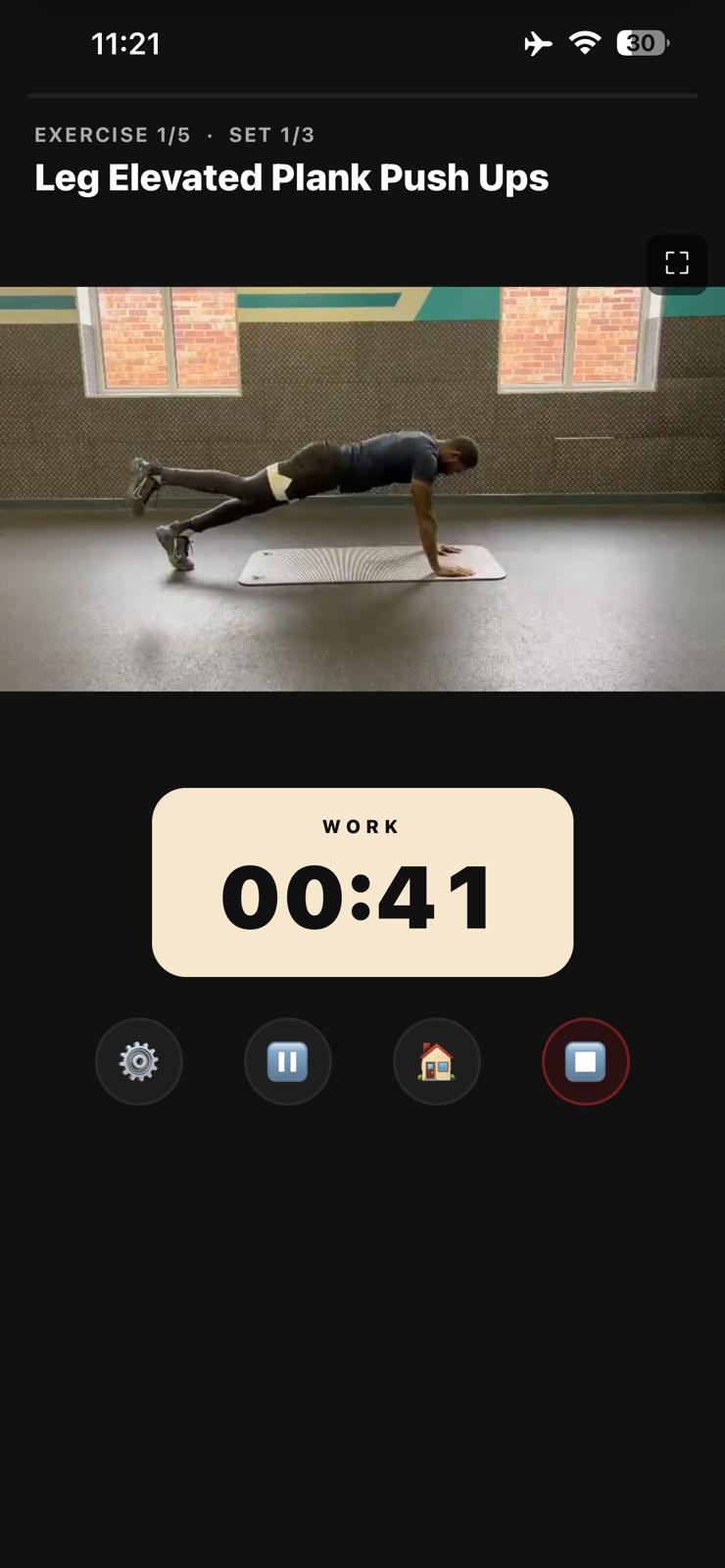 Live workout session with full-screen demo video and 41-second timer